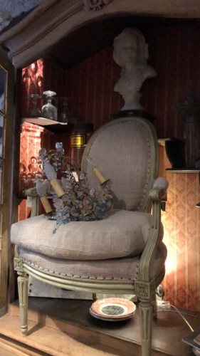 766CE41E-3CEF-4012-A319-FB669DCEB08D