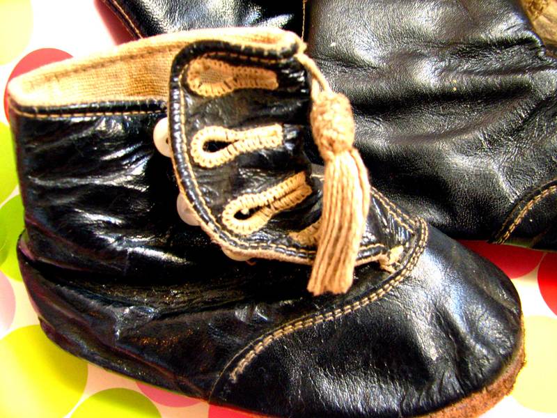Vintagebabyshoe
