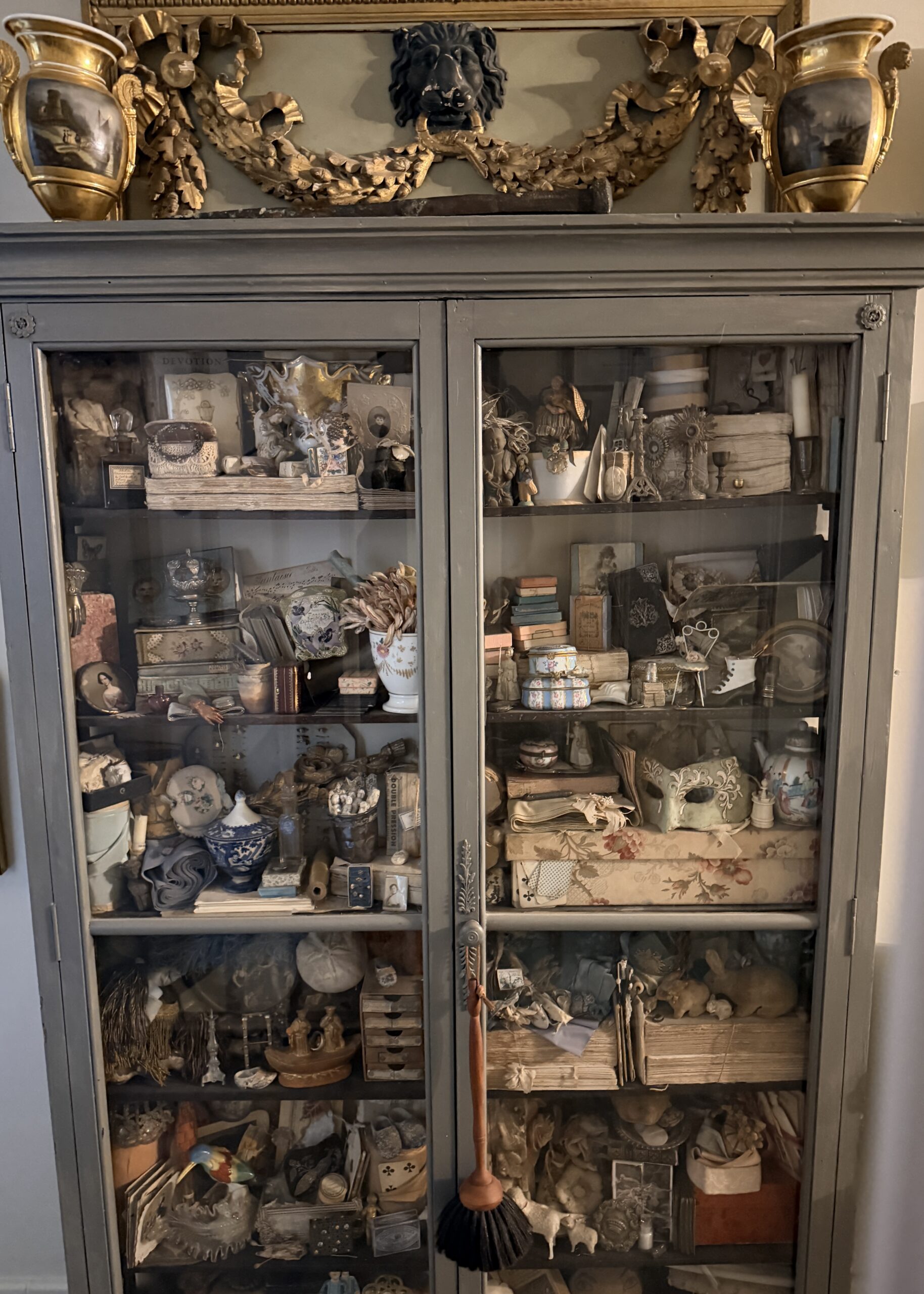 Brocante Cabinet of Curiosities