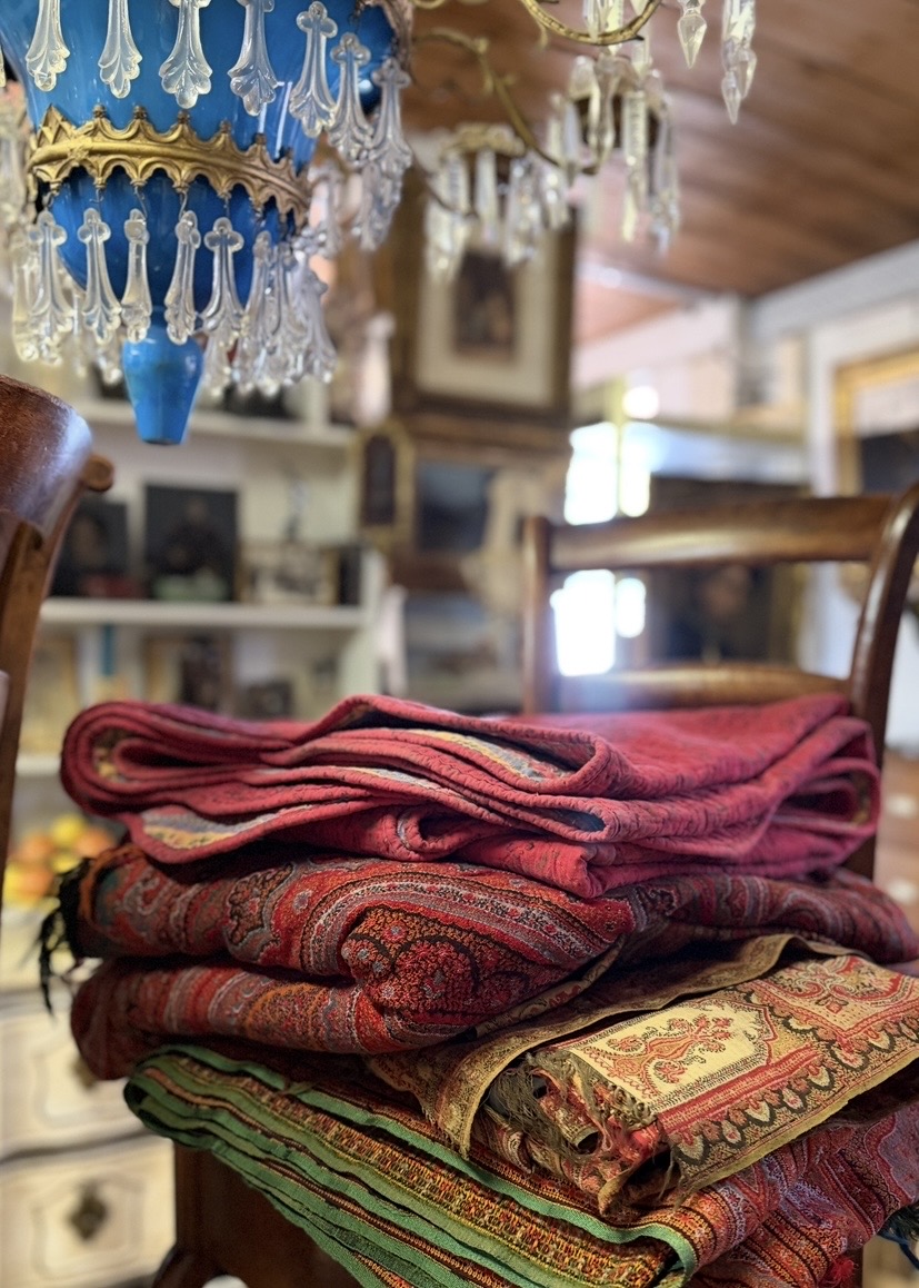 Creating Your Home with Colorful Antiques